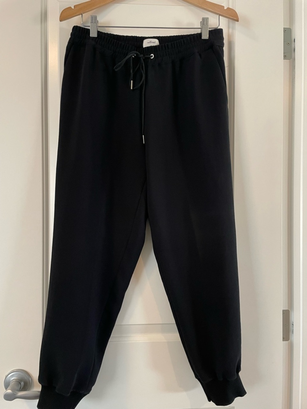 Wilfred Black crepe Jogger Pants